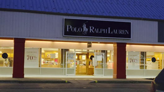 The Outlet Shoppes at Oshkosh photo 3