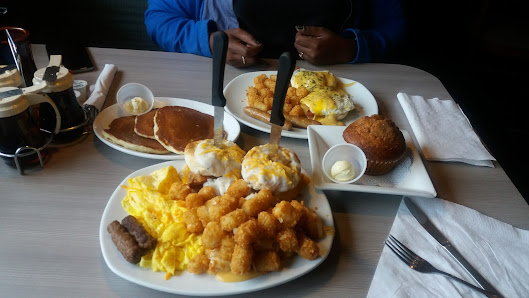 Liberty Plaza/Possum Park Mall photo 4