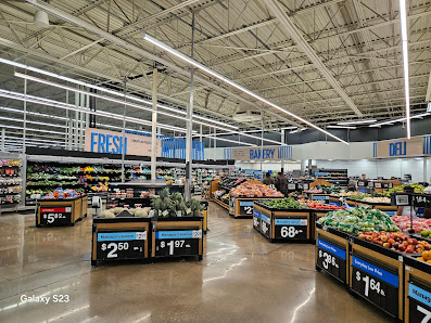 Village Park Plaza photo 2