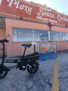 Plaza Santa Cecilia Indoor Mall photo 1