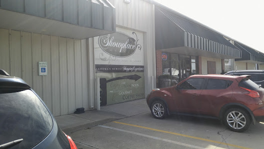 Showplace Market photo 1