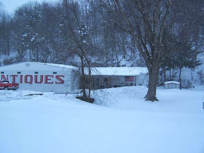 South Charleston Antique Mall photo 4