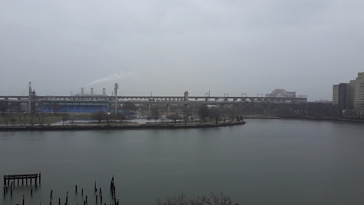 East River Plaza photo 3