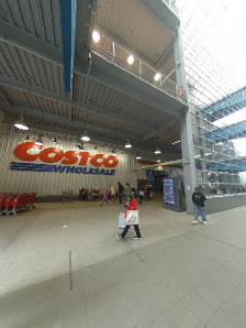 East River Plaza photo 5