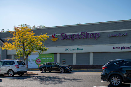 Alewife Brook Parkway Shopping Center photo 1