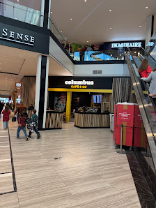 CF Fairview Pointe Claire photo 1