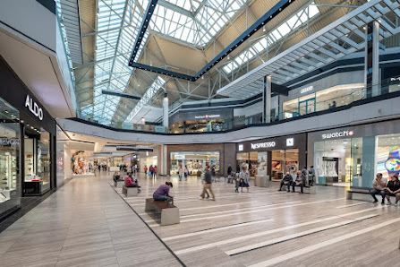 CF Fairview Pointe Claire photo 6