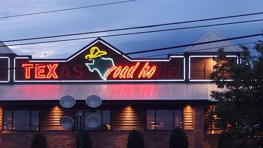 Turnpike Mall photo 4