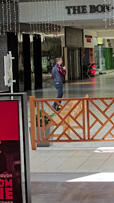 Colonial Park Mall photo 3