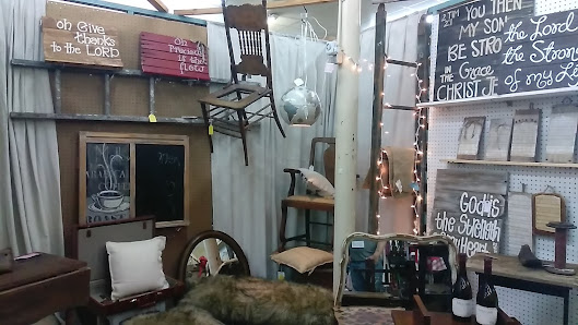 Bama Flea Mall & Antique Center photo 4