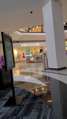 Quaker Bridge Mall photo 3