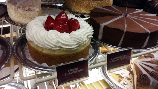 Chevy Chase Pavilion photo 5