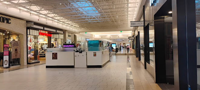 Bay Park Square photo 2