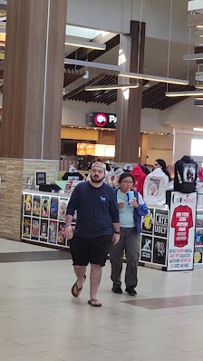 Mershops Galleria at Sunset photo 3