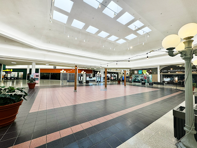 Seaway Mall photo 4