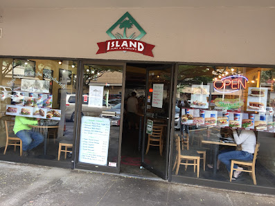 Manoa Marketplace photo 2