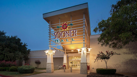 Sooner Mall photo 6