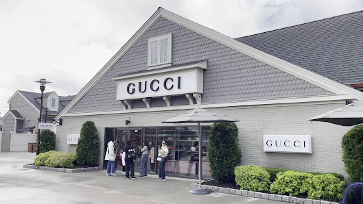 Finger Lakes Premium Outlets photo 3