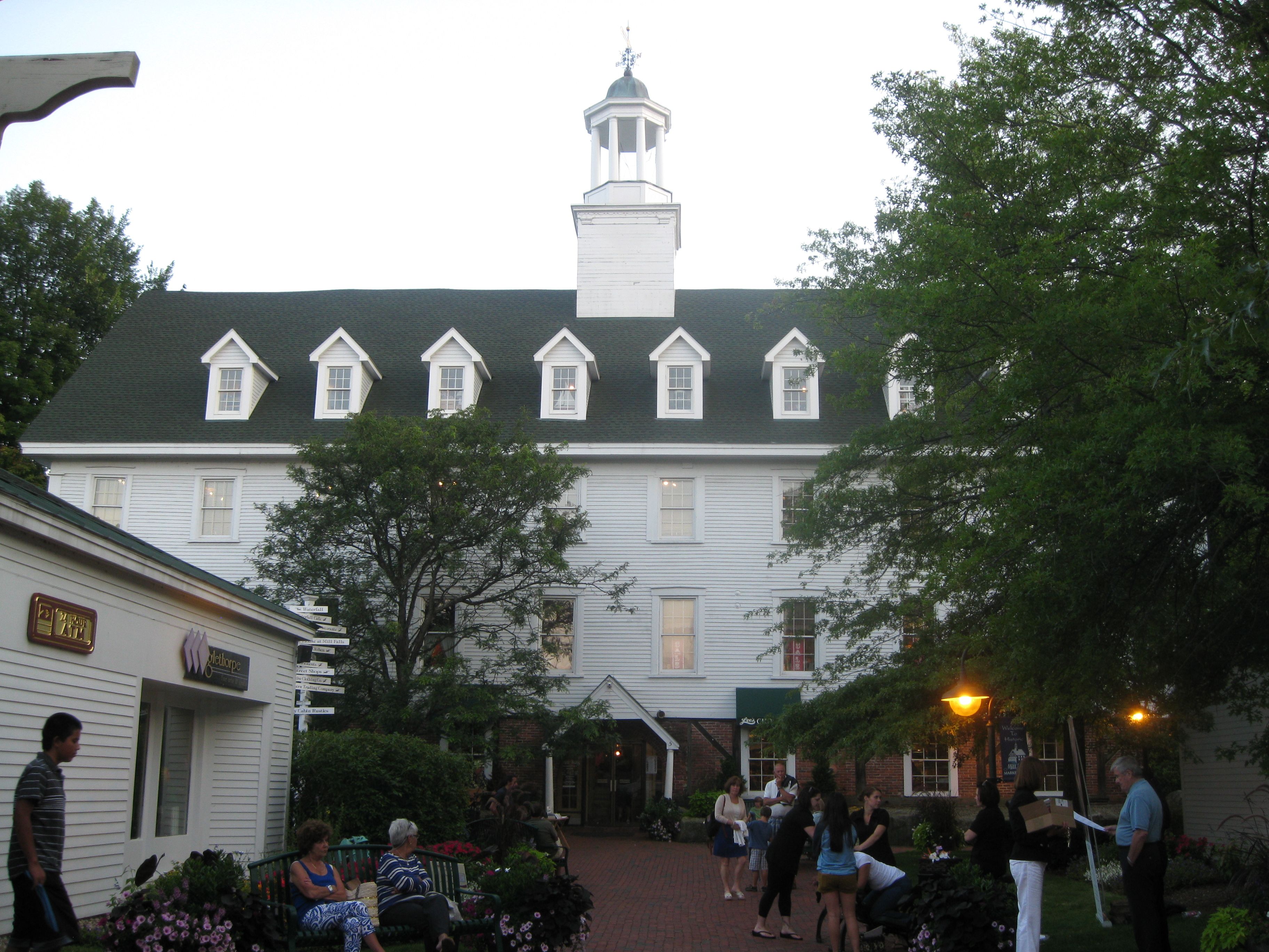 Mill Falls Marketplace