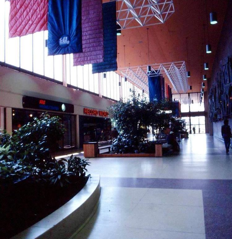 North Ridge Shopping Center