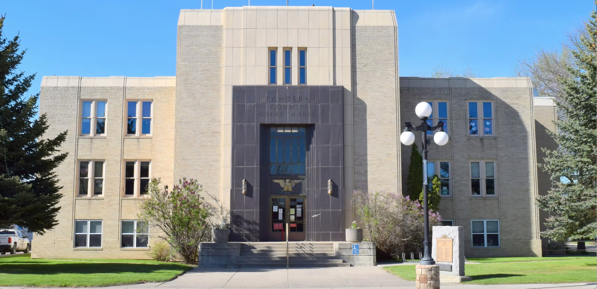 Pondera Village Shopping Center