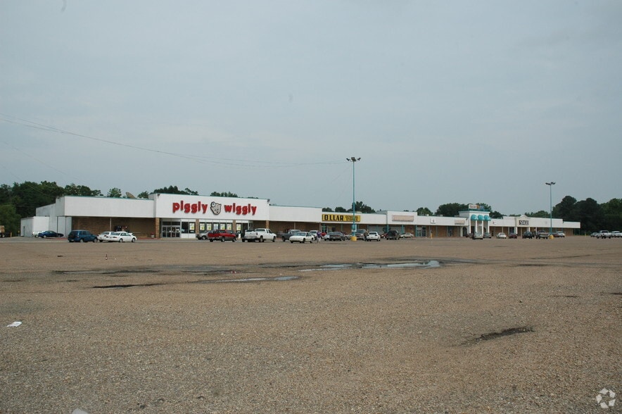 South Main Mall Shopping Center