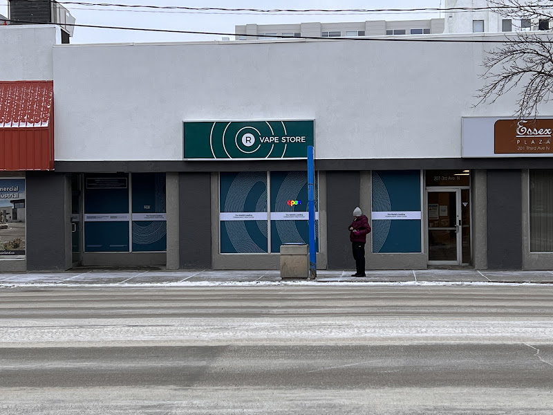 R Vape Store