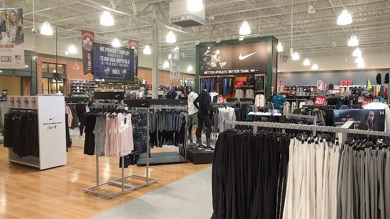 DICK'S Sporting Goods