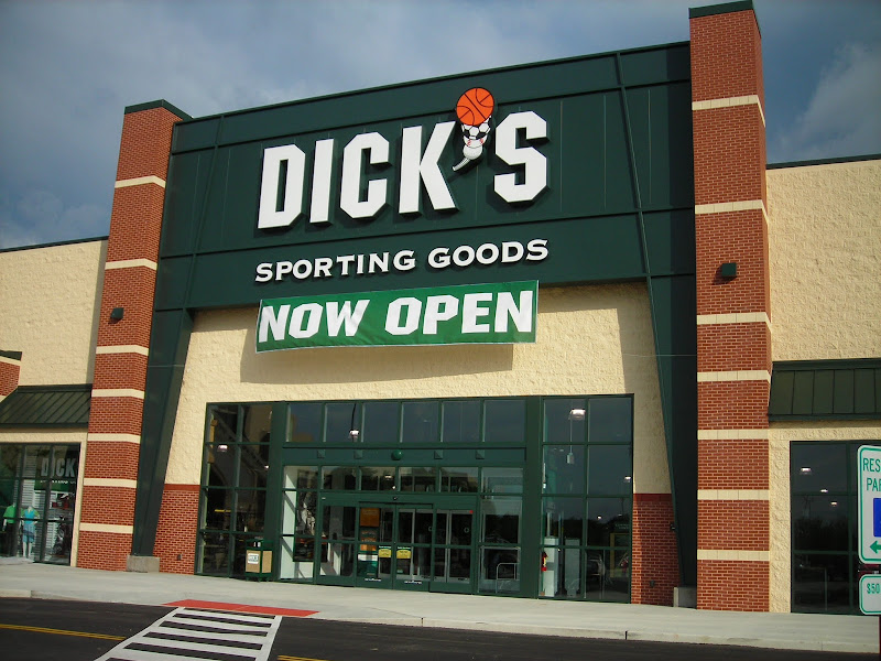 DICK'S Sporting Goods