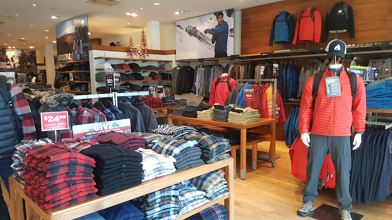 Eddie Bauer