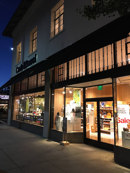 Crate & Barrel