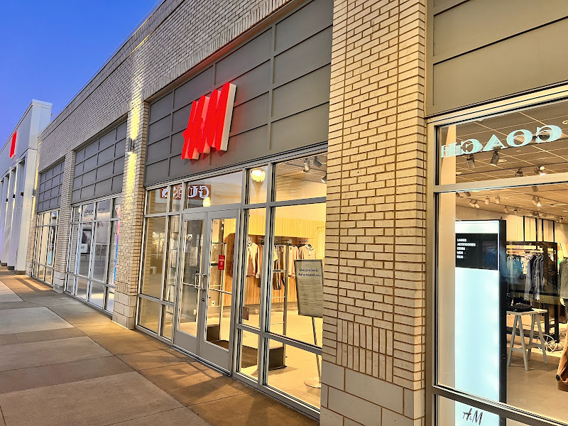 H&M