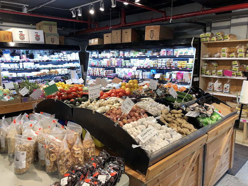 Foxy Farm Market