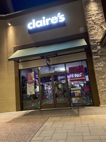 claire's