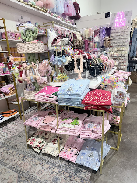 Magnolia Lane Store