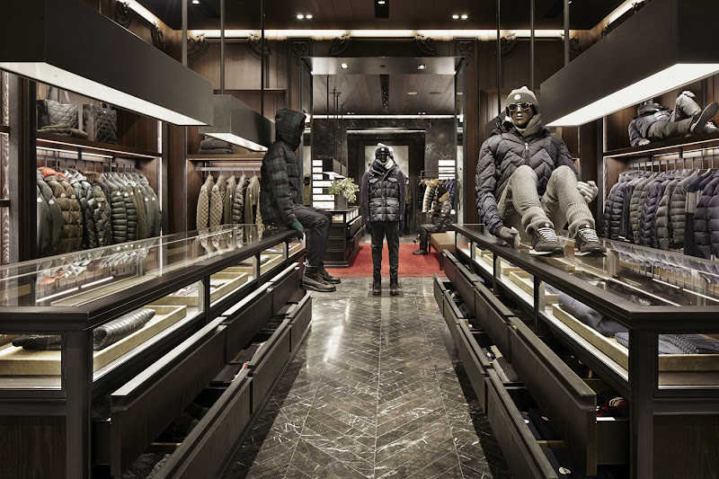 Moncler Toronto