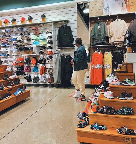 Champs Sports