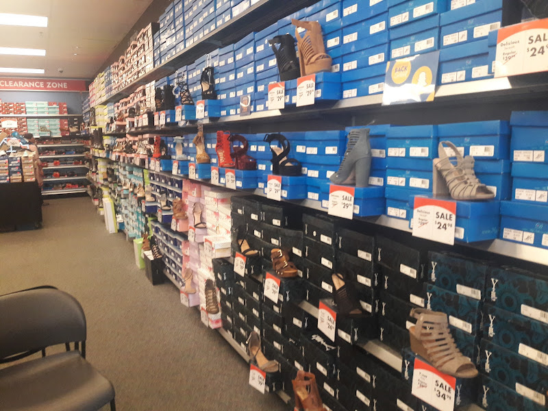 Shoe Carnival