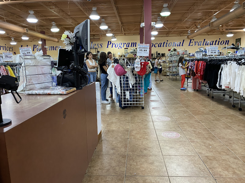 Goodwill Retail Store & Donation Center - Port St. Lucie West