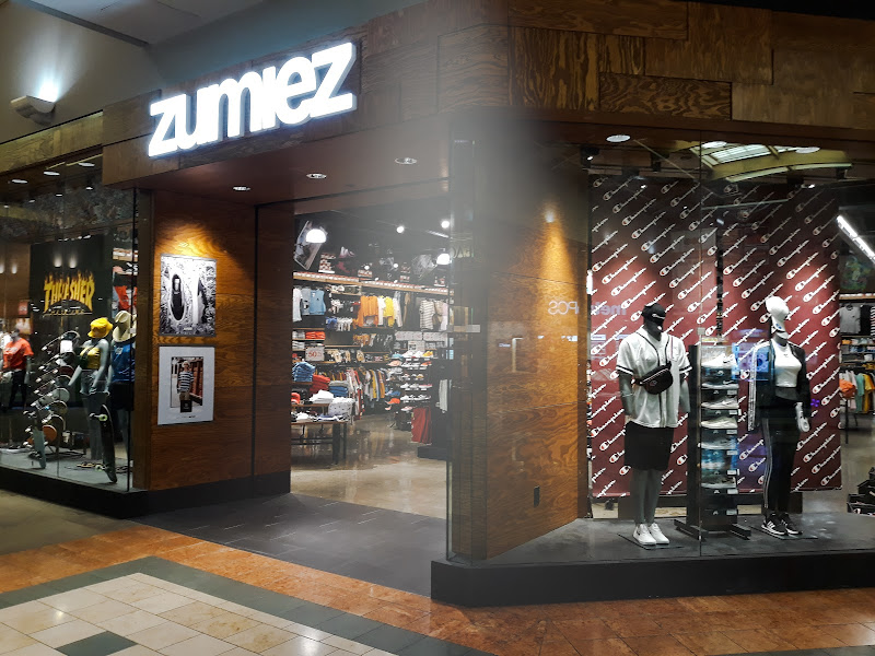 Zumiez