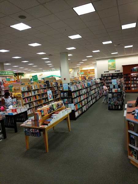 Barnes & Noble
