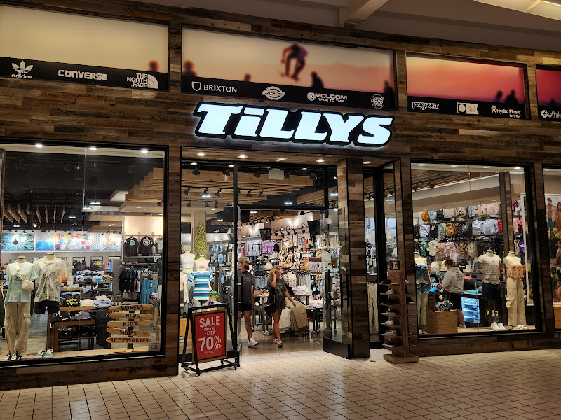 Tillys