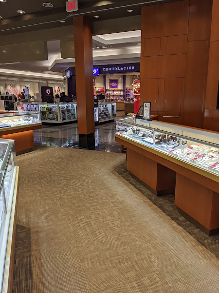 Charm Diamond Centres