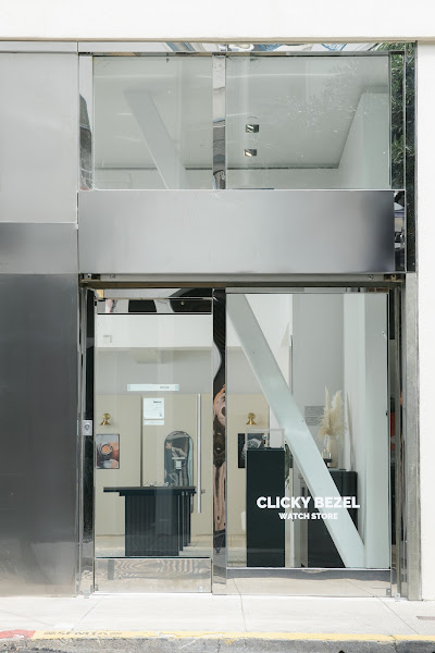 Clicky Bezel Watch Store