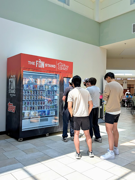 JSquared Cards & Collectibles (Fan Stand Kiosk - Sooner Mall)