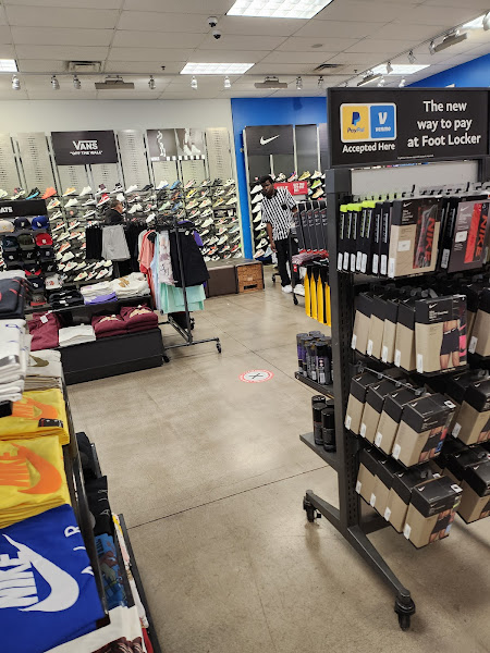 Foot Locker Outlet