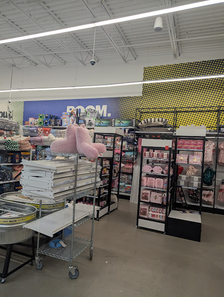 Five Below