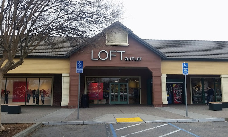 LOFT Outlet