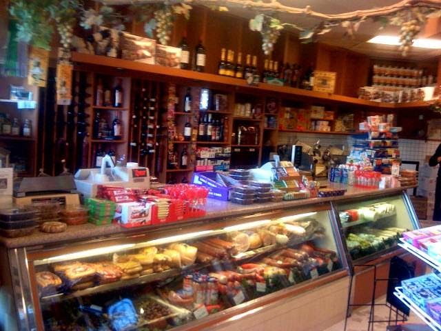 Four Seasons Produce & Deli