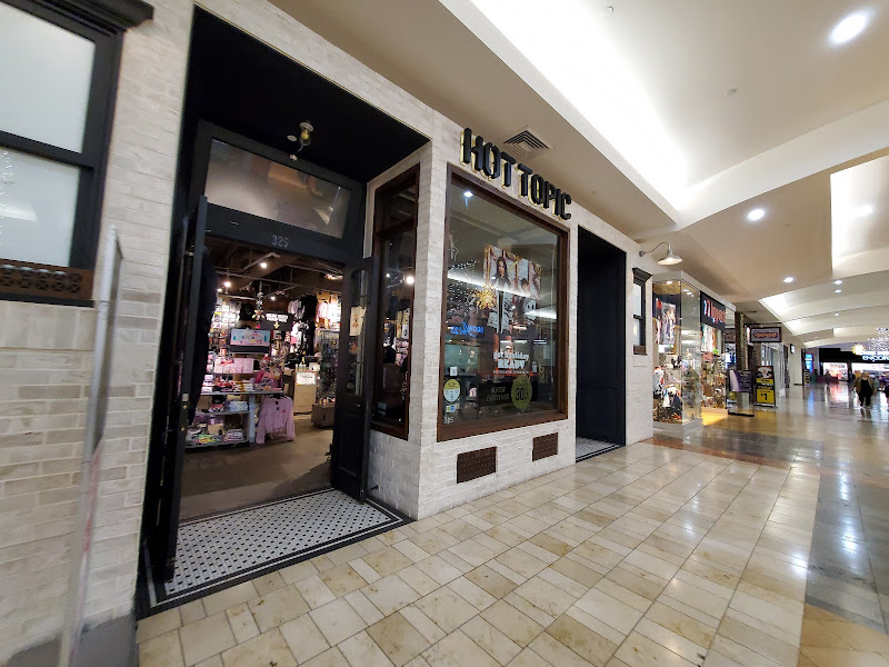 Hot Topic